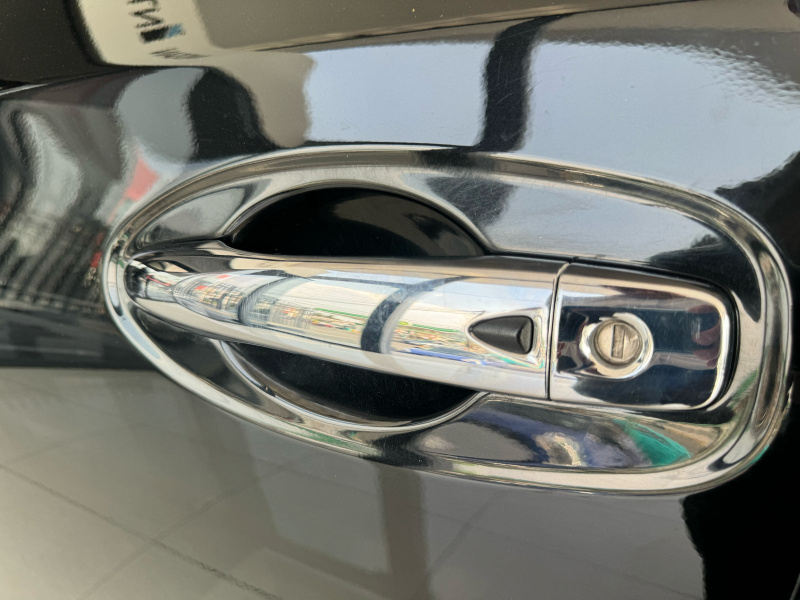 Nissan X-Trail  5 pts. Exclusive, CVT, piel, CD, QC, GPS, 5 pas., RA-18 (cambio de línea) 2018
